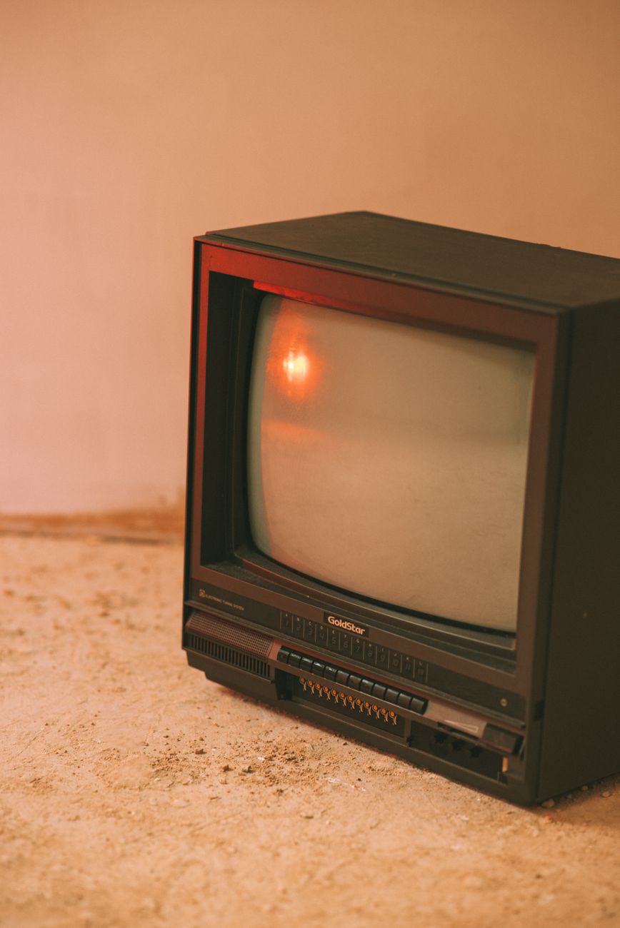 Téléviseur cathodique rétro